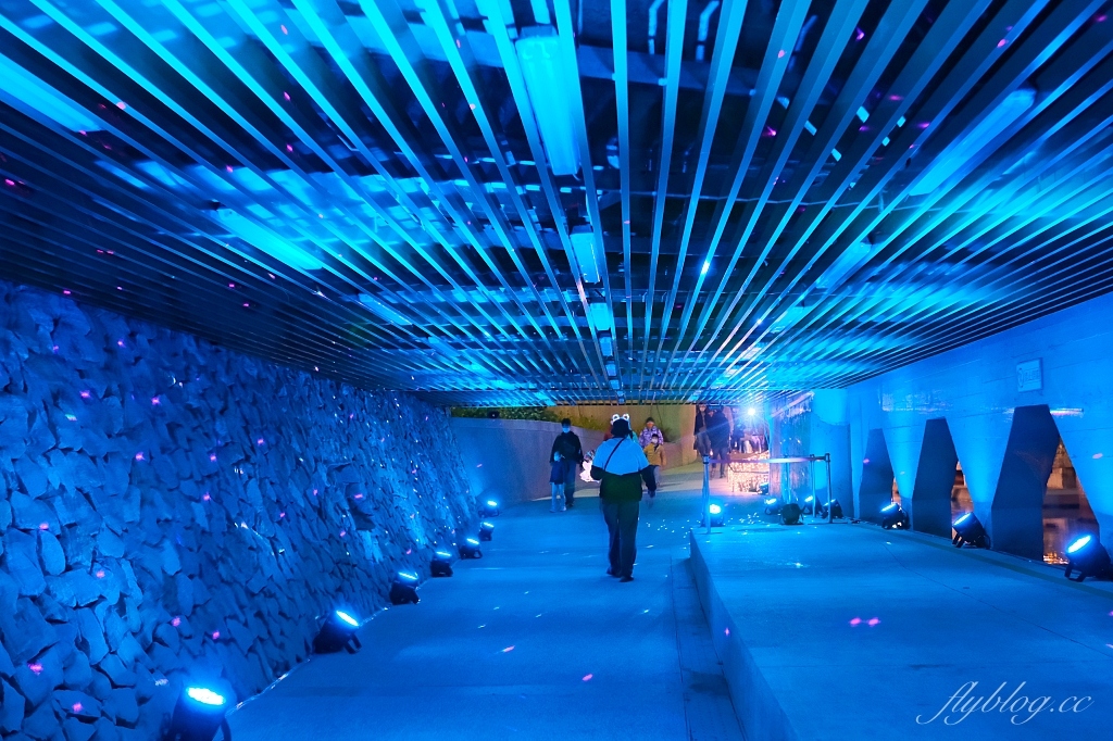 2022柳川藍帶水岸|2022台中聖誕節嘉年華,台中好甜心動於中,柳川水舞秀開始點燈 @飛天璇的口袋 2022柳川藍帶水岸|2022台中聖誕節嘉年華,台中好甜心動於中,柳川水舞秀開始點燈 @飛天璇的口袋