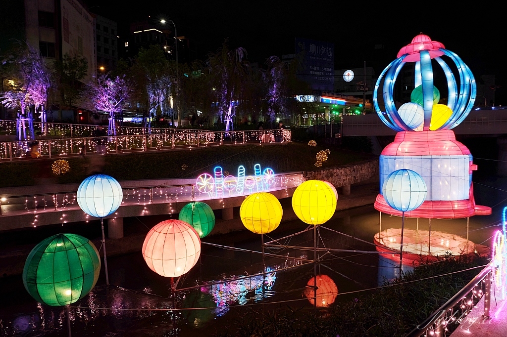 2022柳川藍帶水岸|2022台中聖誕節嘉年華,台中好甜心動於中,柳川水舞秀開始點燈 @飛天璇的口袋 2022柳川藍帶水岸|2022台中聖誕節嘉年華,台中好甜心動於中,柳川水舞秀開始點燈 @飛天璇的口袋