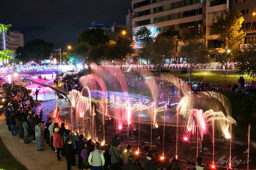 2022柳川藍帶水岸|2022台中聖誕節嘉年華,台中好甜心動於中,柳川水舞秀開始點燈 @飛天璇的口袋 2022柳川藍帶水岸|2022台中聖誕節嘉年華,台中好甜心動於中,柳川水舞秀開始點燈 @飛天璇的口袋