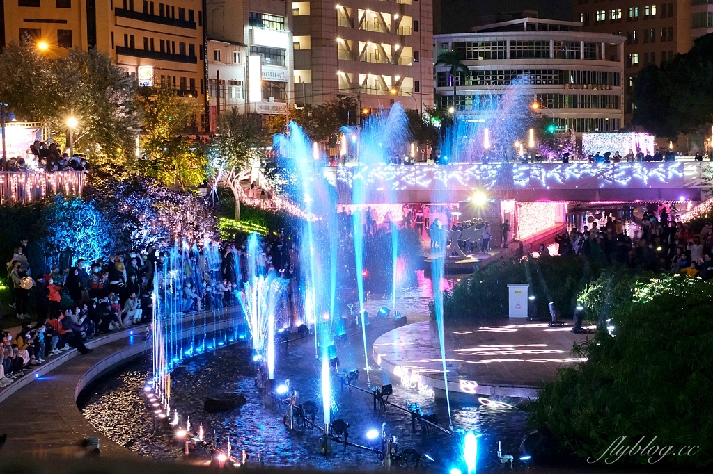 2022柳川藍帶水岸|2022台中聖誕節嘉年華,台中好甜心動於中,柳川水舞秀開始點燈 @飛天璇的口袋 2022柳川藍帶水岸|2022台中聖誕節嘉年華,台中好甜心動於中,柳川水舞秀開始點燈 @飛天璇的口袋