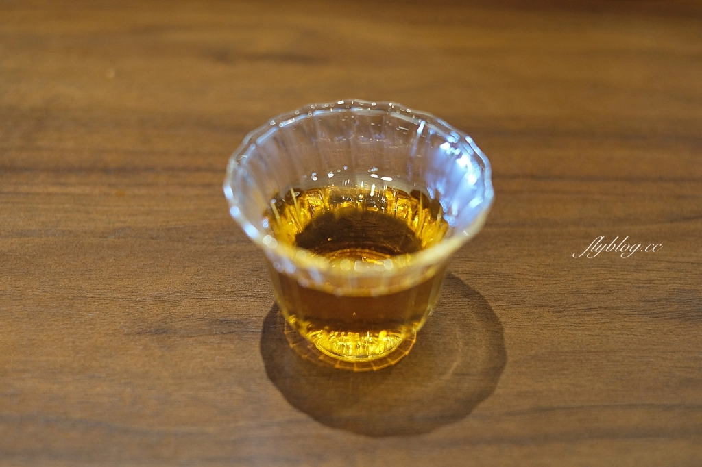 台中新社|友利村.新社無菜單料理餐廳,超美玻璃屋還有浪漫水池造景 @飛天璇的口袋 台中新社|友利村.新社無菜單料理餐廳,超美玻璃屋還有浪漫水池造景 @飛天璇的口袋