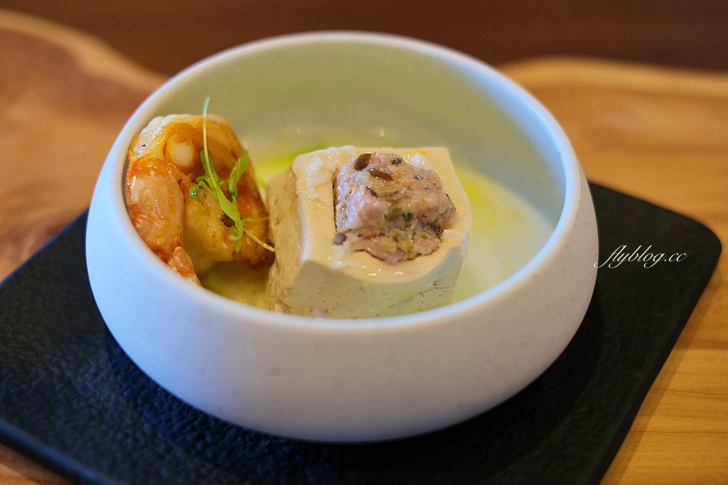 台中新社|友利村.新社無菜單料理餐廳,超美玻璃屋還有浪漫水池造景 @飛天璇的口袋 台中新社|友利村.新社無菜單料理餐廳,超美玻璃屋還有浪漫水池造景 @飛天璇的口袋