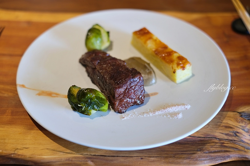 台中新社|友利村.新社無菜單料理餐廳,超美玻璃屋還有浪漫水池造景 @飛天璇的口袋 台中新社|友利村.新社無菜單料理餐廳,超美玻璃屋還有浪漫水池造景 @飛天璇的口袋