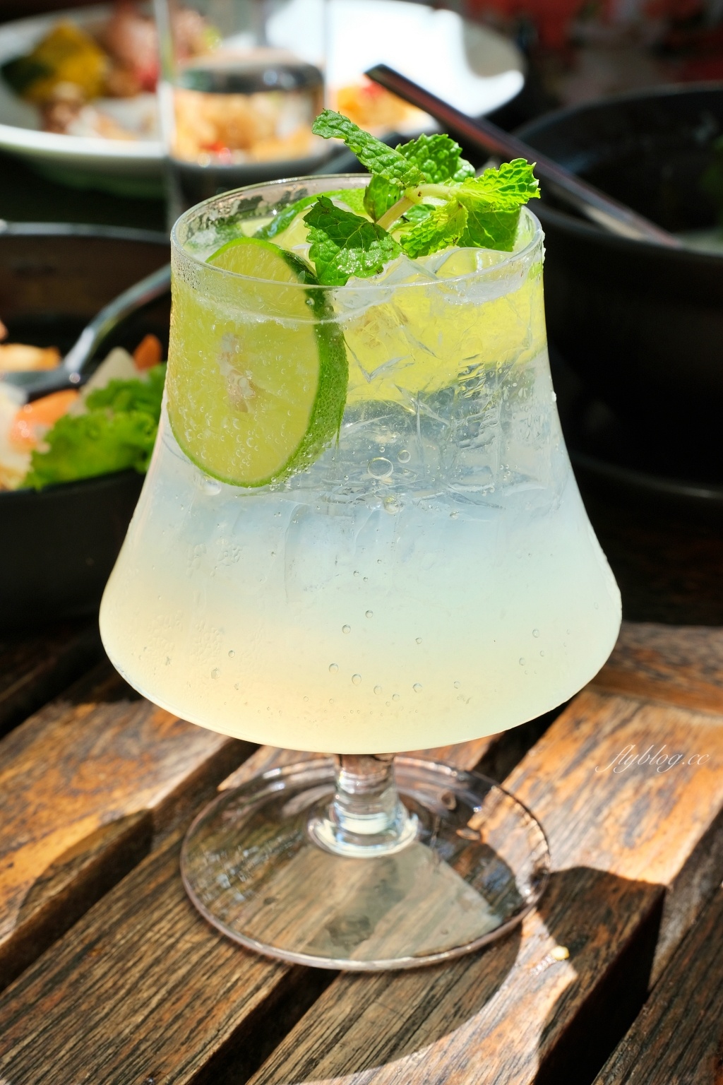 泰國普吉島｜KanEang@Pier Restaurant．座擁無邊海景的普吉島餐廳，欣賞查儂灣Chalong Bay無邊海景 @飛天璇的口袋