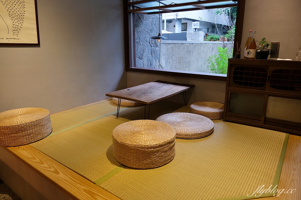 台中西區｜LENKA蘭卡三店，模範商圈老宅甜點館，鬧中取靜的下午茶時光 @飛天璇的口袋