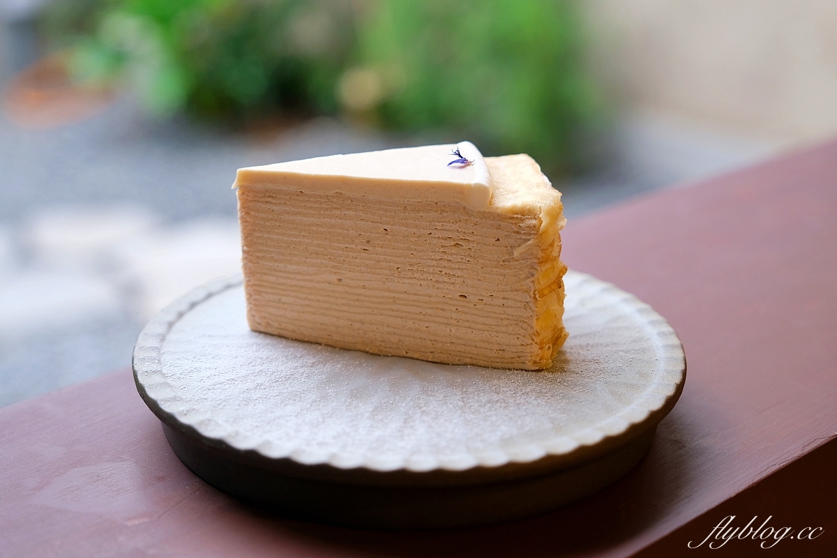 台中西區｜LENKA蘭卡三店，模範商圈老宅甜點館，鬧中取靜的下午茶時光 @飛天璇的口袋