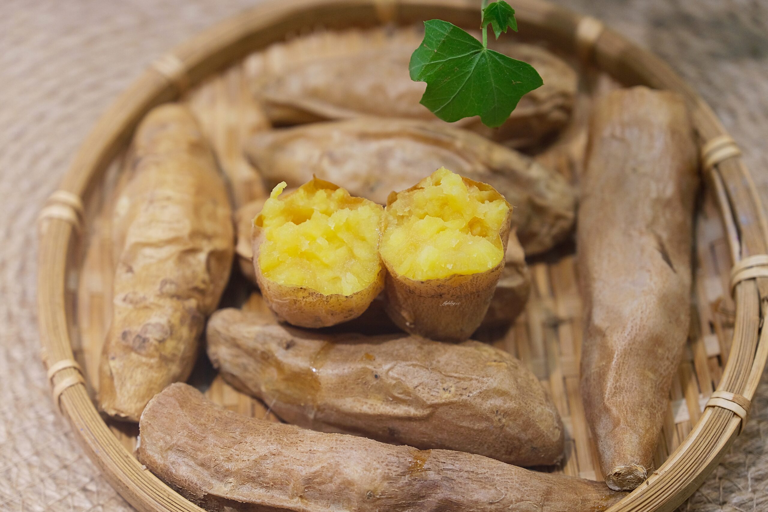 食譜分享｜烤地瓜．用氣炸烤箱烤地瓜，簡單方便又美味 @飛天璇的口袋