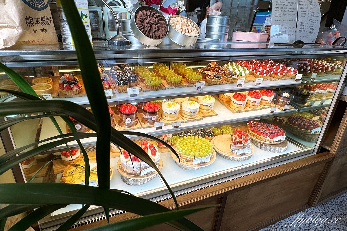 台中西區｜Bonnie Sugar曙光店，好柿手作甜點專門店，台中國美館不限時咖啡館 @飛天璇的口袋