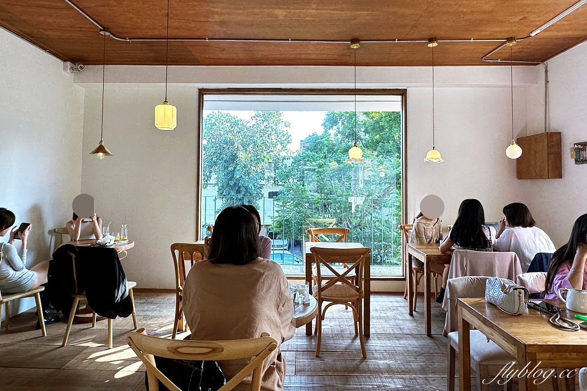 台中西區｜Bonnie Sugar曙光店，好柿手作甜點專門店，台中國美館不限時咖啡館 @飛天璇的口袋