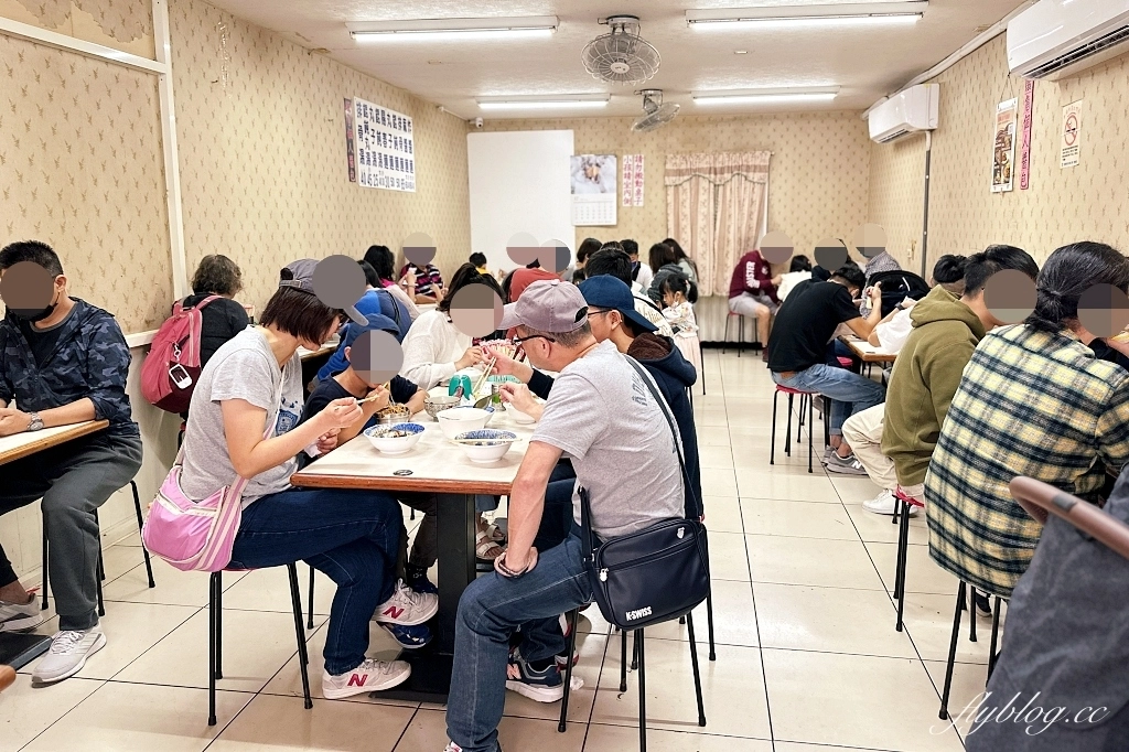 宜蘭美食｜復興路炸醬麵，宜蘭炸醬麵三兄弟之一，食量不大的請點小碗的就好 @飛天璇的口袋