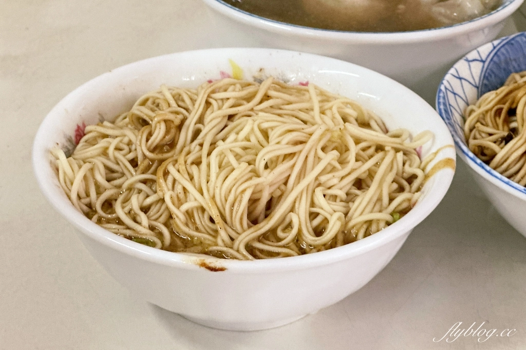 宜蘭美食｜復興路炸醬麵，宜蘭炸醬麵三兄弟之一，食量不大的請點小碗的就好 @飛天璇的口袋