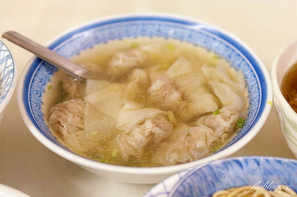 宜蘭美食｜復興路炸醬麵，宜蘭炸醬麵三兄弟之一，食量不大的請點小碗的就好 @飛天璇的口袋