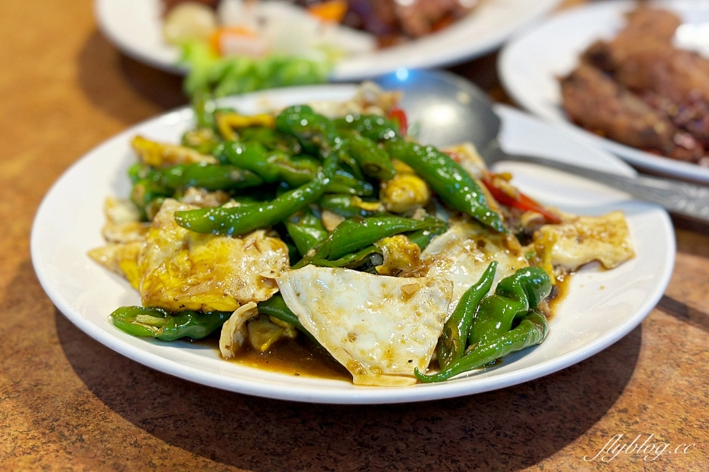 台中北屯｜頂園燒鵝担仔廚房 – 太原店，朋友推薦台中燒鵝的天花板，道道都是功夫菜 @飛天璇的口袋