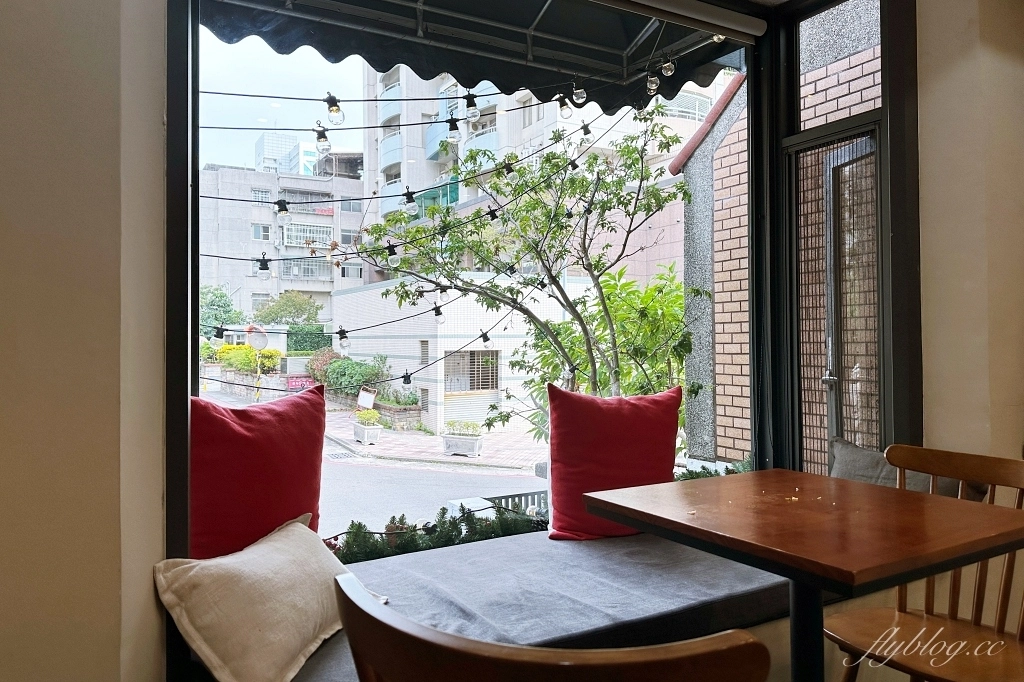台中北區｜波櫟 Polygon．歐式鄉村風私廚料理，供應早午餐、正餐、咖啡、甜點 @飛天璇的口袋