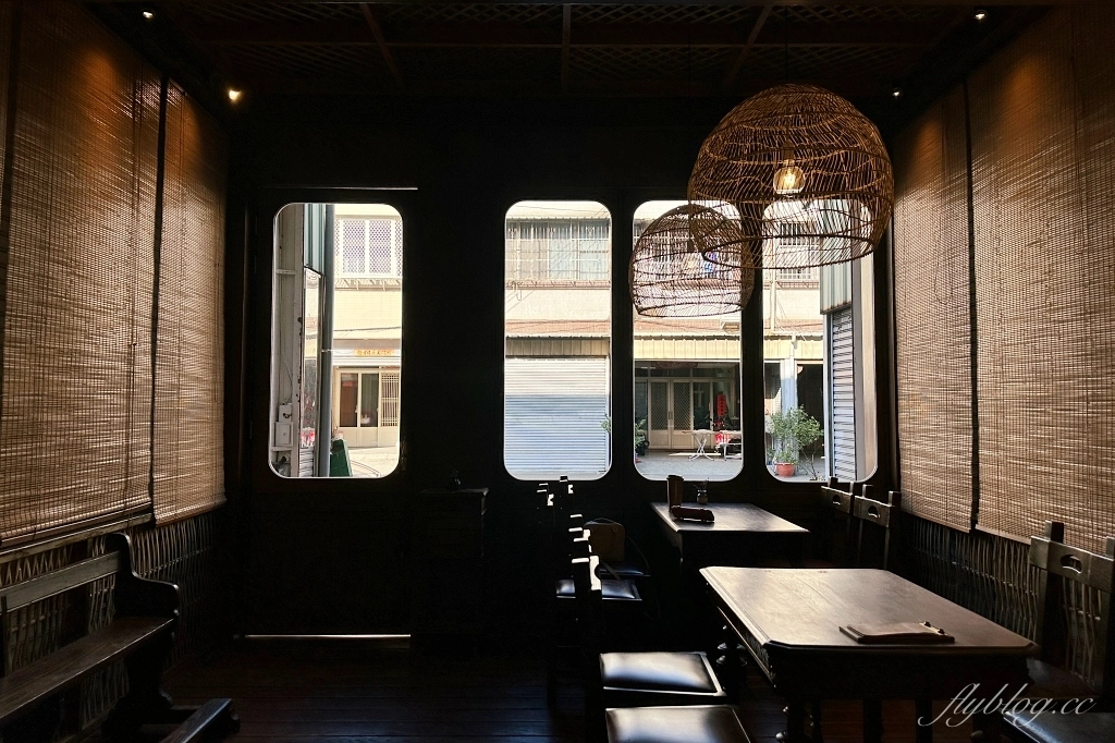 青子Aoko｜南屯復古結合台日元素的義法料理專賣店，吃得到以台中名產麻薏入菜的甜點 @飛天璇的口袋