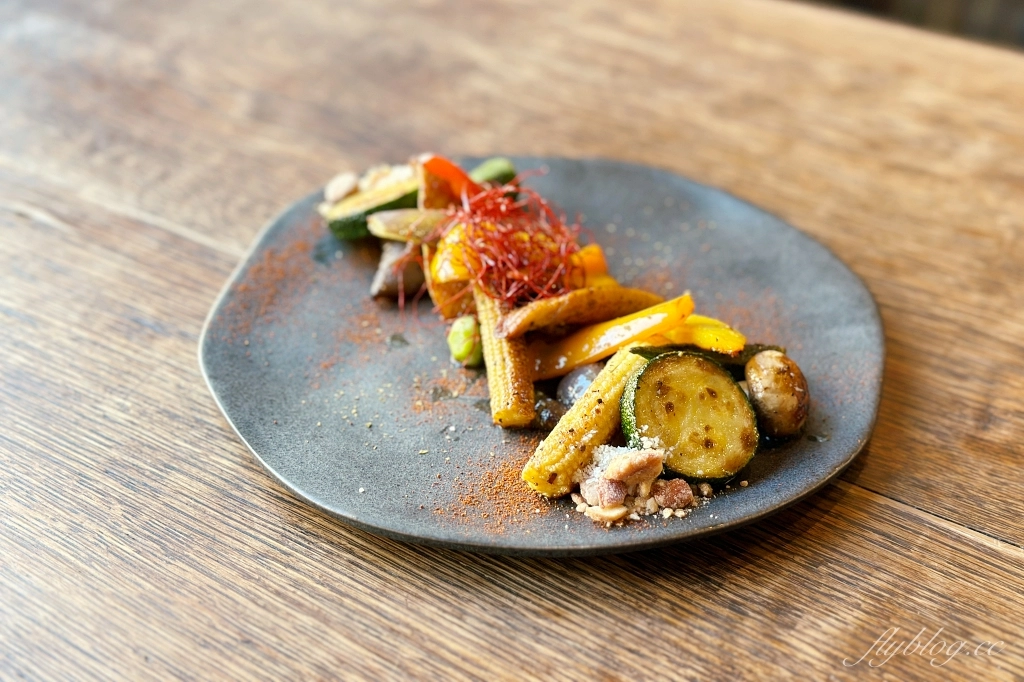 青子Aoko｜南屯復古結合台日元素的義法料理專賣店，吃得到以台中名產麻薏入菜的甜點 @飛天璇的口袋