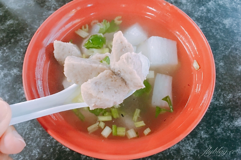 台中北屯｜肉圓玉｜隱身一點利市場的排隊美食，湯圓、肉圓、肉燥飯都是必點人氣美食 @飛天璇的口袋