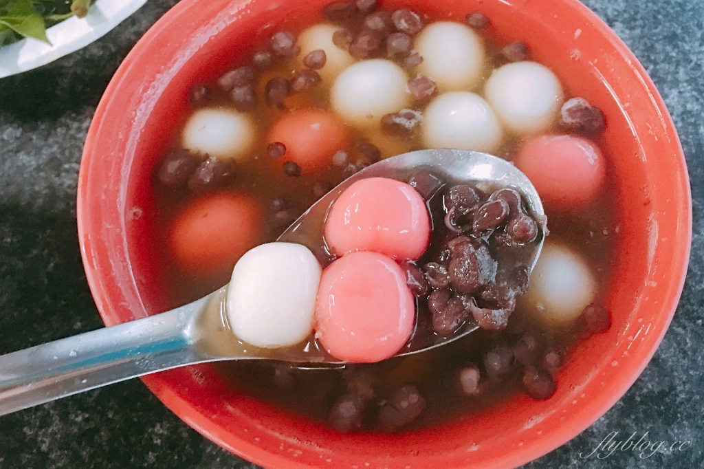 台中北屯｜肉圓玉｜隱身一點利市場的排隊美食，湯圓、肉圓、肉燥飯都是必點人氣美食 @飛天璇的口袋