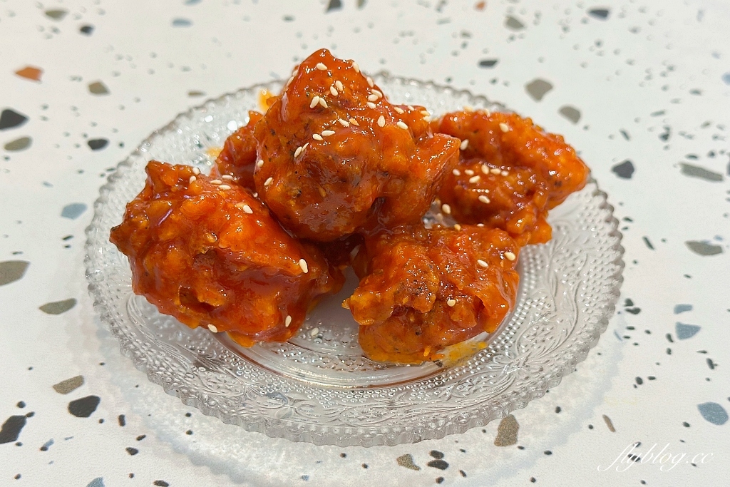 台中西屯｜莫果meo geo韓式飯捲，中了非常律師禹英禑的毒？隱身逢甲商圈裡的韓式料理 @飛天璇的口袋