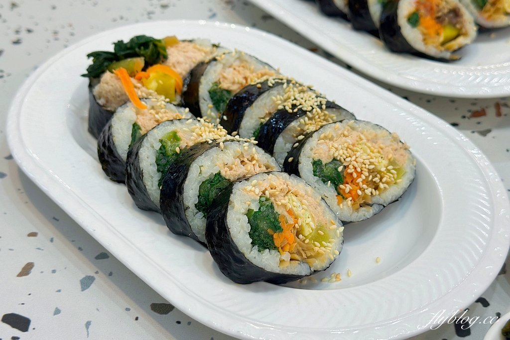 台中西屯｜莫果meo geo韓式飯捲，中了非常律師禹英禑的毒？隱身逢甲商圈裡的韓式料理 @飛天璇的口袋