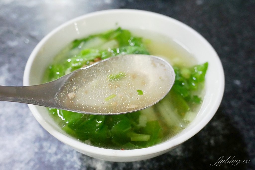 台中北屯｜肉圓玉｜隱身一點利市場的排隊美食，湯圓、肉圓、肉燥飯都是必點人氣美食 @飛天璇的口袋