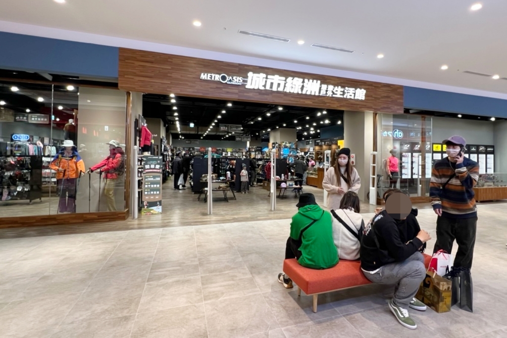 台中東區｜台中LaLaport南館，20+美食餐廳一次看，多家日本來的必逛品牌 @飛天璇的口袋