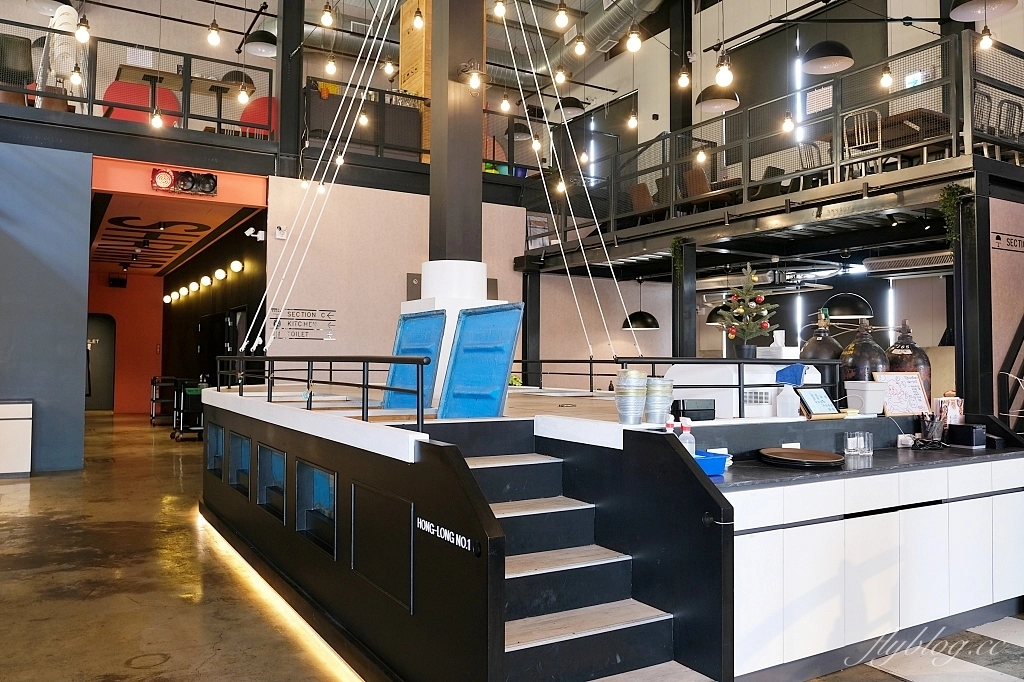 鴻龍宴餐廳｜台中現撈活蝦料理，把整條船都開進餐廳裡 @飛天璇的口袋