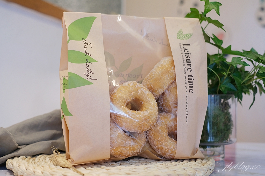 甜甜圈食譜｜雪碧甜甜圈｜想吃甜甜圈又懶得等發酵？！雪碧做甜甜圈偷吃步做法 @飛天璇的口袋