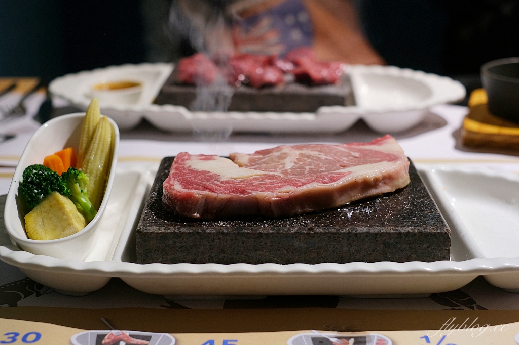 台中北屯｜凱恩斯岩燒牛排．使用400度火燒岩石，品嚐澳洲牛肉的美味 @飛天璇的口袋