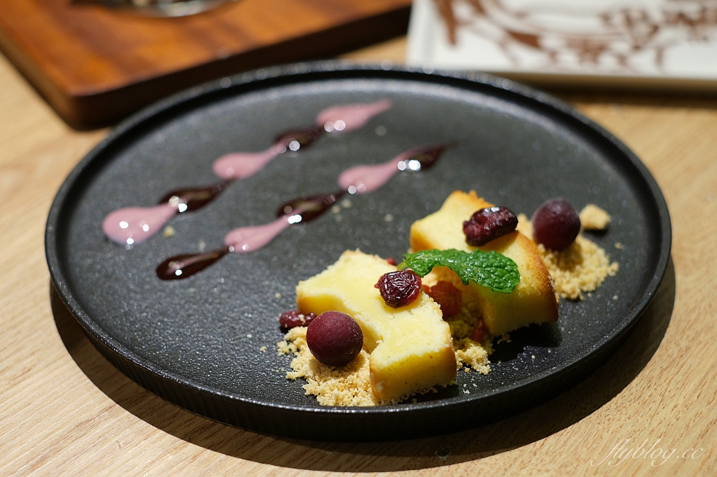 台中北屯｜凱恩斯岩燒牛排．使用400度火燒岩石，品嚐澳洲牛肉的美味 @飛天璇的口袋