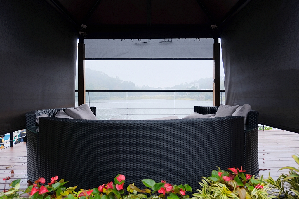 苗栗三義｜映象水岸咖啡，隱身西湖渡假村裡，充滿峇里島風的湖畔咖啡館 @飛天璇的口袋