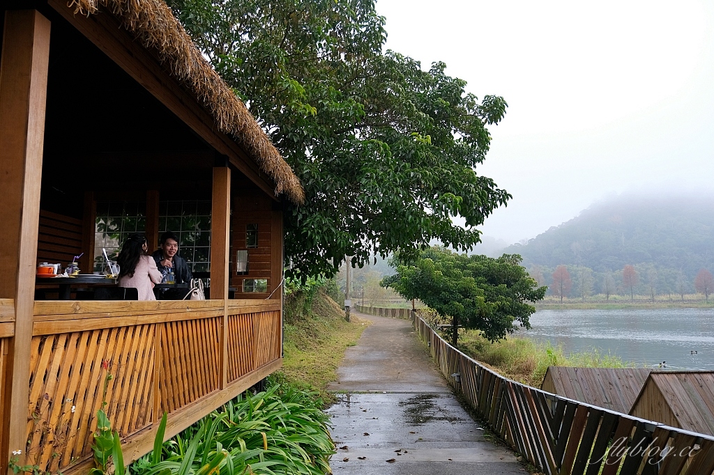 苗栗三義｜映象水岸咖啡，隱身西湖渡假村裡，充滿峇里島風的湖畔咖啡館 @飛天璇的口袋