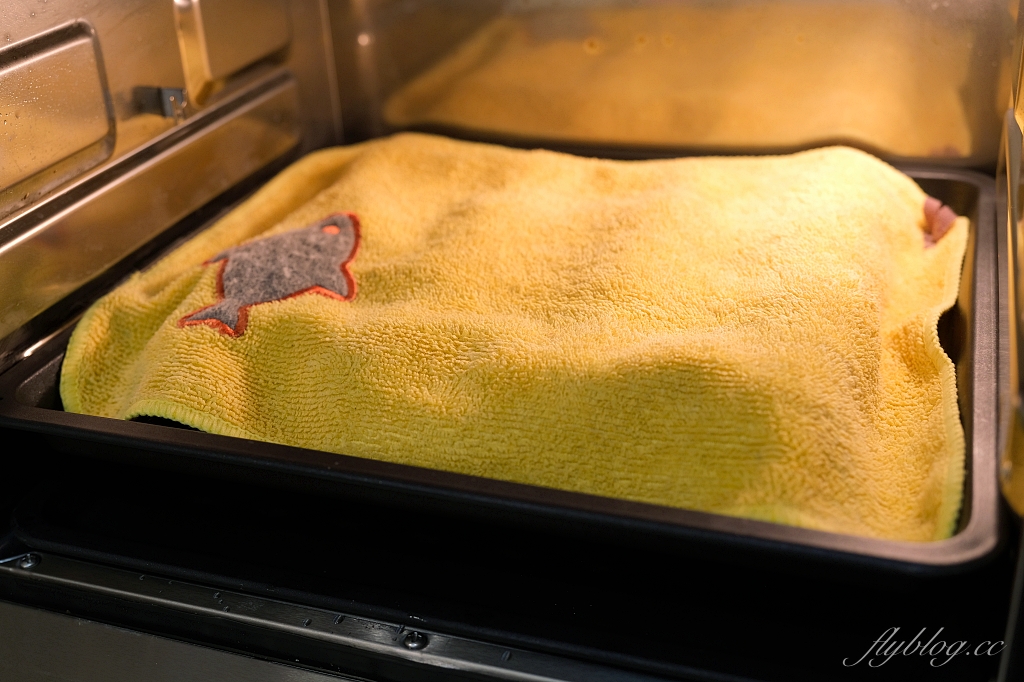 麵包食譜｜巧克力小餐包做法｜小朋友最愛的早餐麵包，烤過之後還會爆漿 @飛天璇的口袋