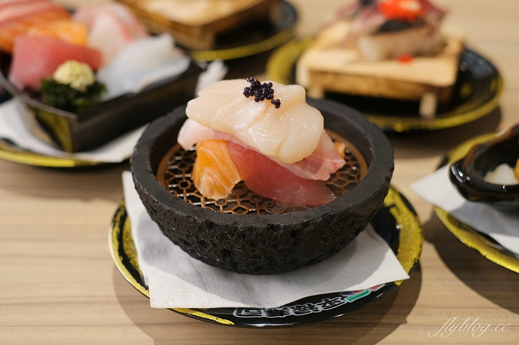 台中北屯｜平祿壽司松竹店．來自日本仙台的迴轉壽司店，每間獨立包廂設計自助飲料喝到飽 @飛天璇的口袋