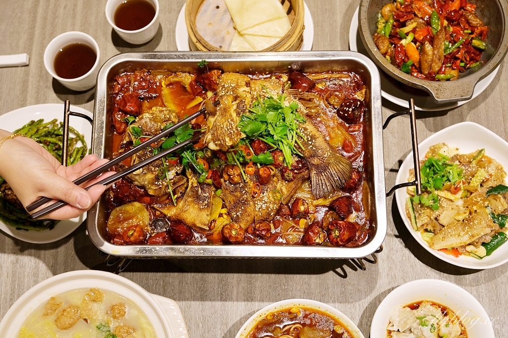 新竹竹北｜四川吳抄手遠百竹北店｜新竹也吃得到米其林必比登美食，來自四川成都傳承70年的川菜美味 @飛天璇的口袋