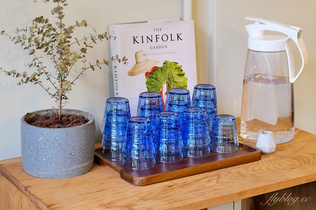 新竹竹北｜abrazamoslavida cafe 歲月靜好咖啡館，享受閒逸的空間，美味的自製甜點和手沖咖啡 @飛天璇的口袋