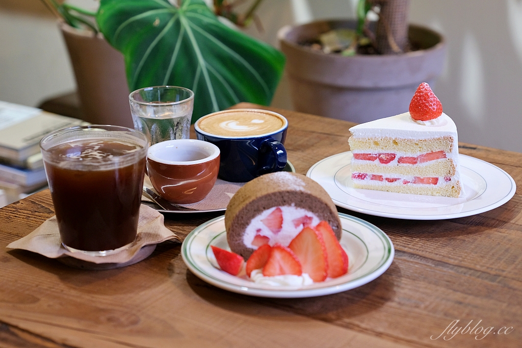 新竹竹北｜abrazamoslavida cafe 歲月靜好咖啡館，享受閒逸的空間，美味的自製甜點和手沖咖啡 @飛天璇的口袋