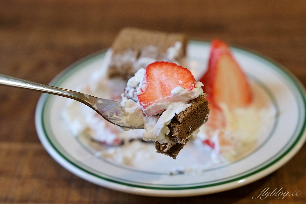 新竹竹北｜abrazamoslavida cafe 歲月靜好咖啡館，享受閒逸的空間，美味的自製甜點和手沖咖啡 @飛天璇的口袋