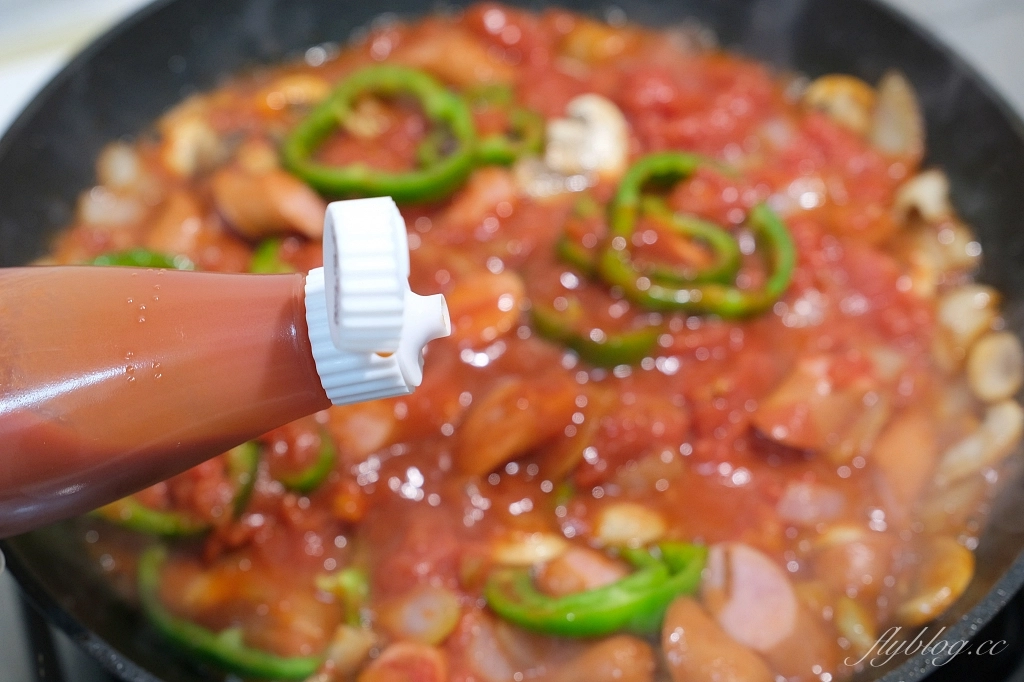 拿坡里義大利麵做法｜你也被日劇First Love初戀燒到嗎？主角最愛吃的拿坡里義大麵這麼做 @飛天璇的口袋