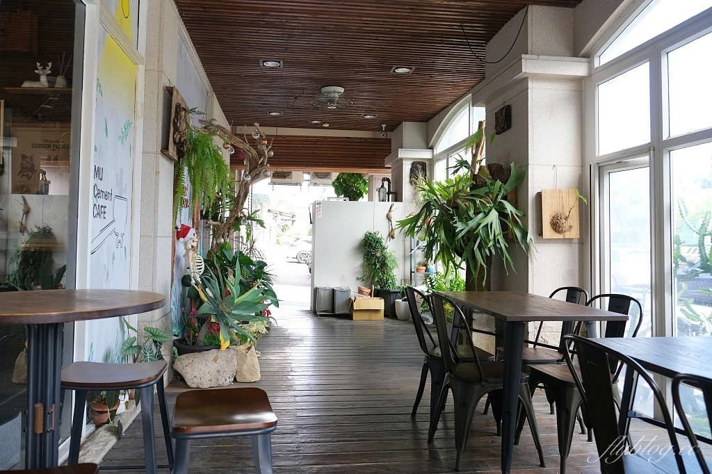 台中南區｜慕泥灰咖啡文創店，食材用心擺盤有點可愛，必吃炸饅頭 @飛天璇的口袋