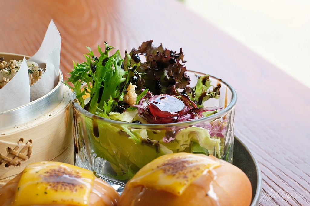 台中南區｜慕泥灰咖啡文創店，食材用心擺盤有點可愛，必吃炸饅頭 @飛天璇的口袋