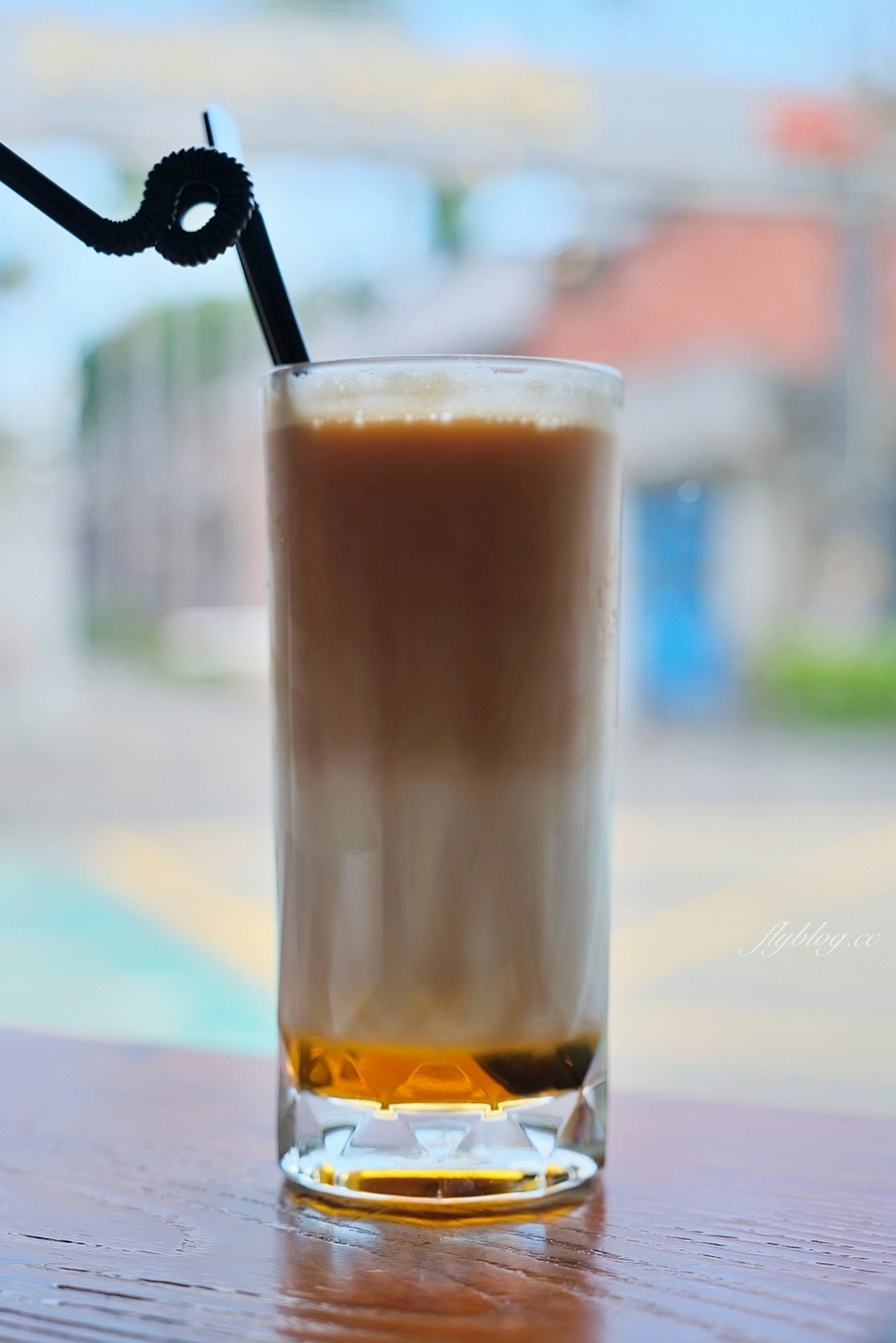 台中南區｜慕泥灰咖啡文創店，食材用心擺盤有點可愛，必吃炸饅頭 @飛天璇的口袋