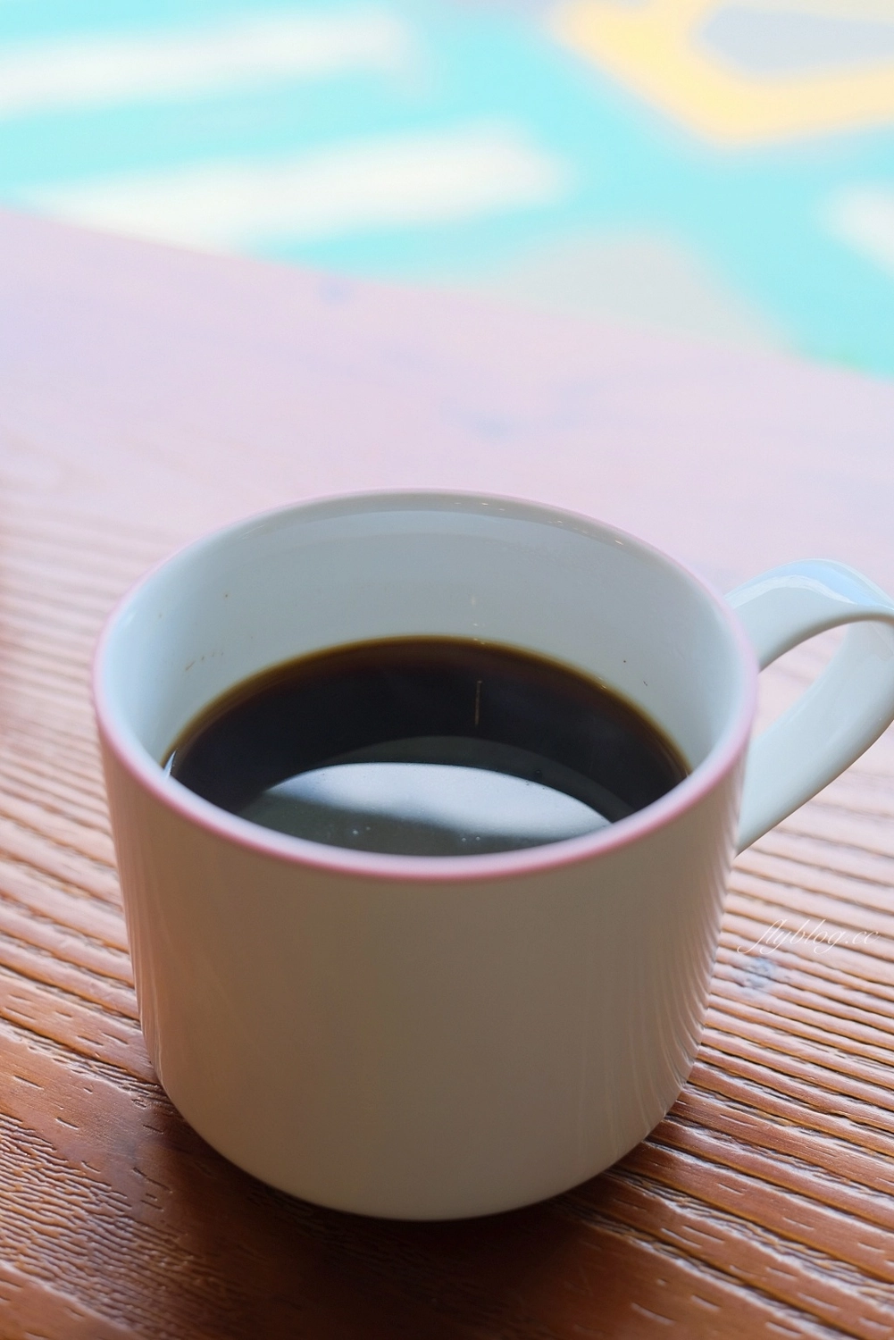 台中南區｜慕泥灰咖啡文創店，食材用心擺盤有點可愛，必吃炸饅頭 @飛天璇的口袋