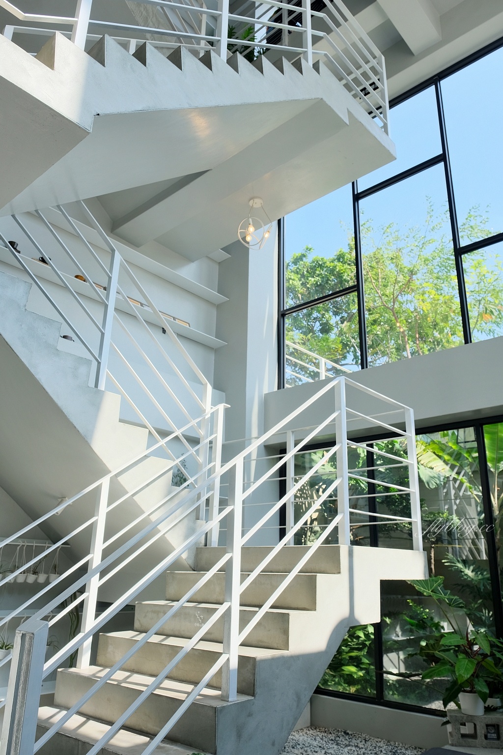 彰化員林｜有片森林「植一座咖啡館」，員林森林系早午餐甜點店，自家烘焙咖啡豆超級有水準 @飛天璇的口袋