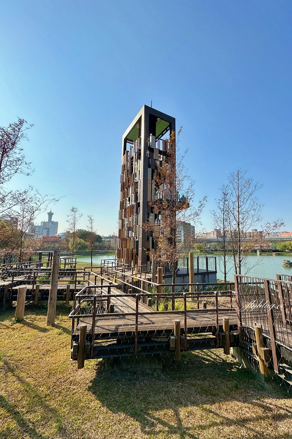 台中東區|湧泉公園.帝國製糖廠6公頃湖濱公園,歷史古蹟變得很悠閒 @飛天璇的口袋 台中東區|湧泉公園.帝國製糖廠6公頃湖濱公園,歷史古蹟變得很悠閒 @飛天璇的口袋