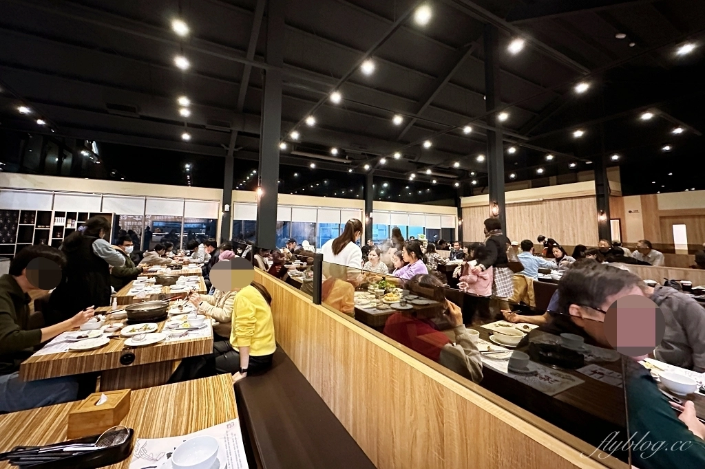 台中北屯｜尚牛二館．台中米其林必比登推薦牛肉鍋，搬到北屯新址生意一樣嗆嗆滾 @飛天璇的口袋