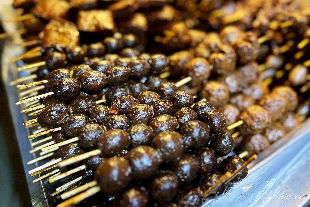 台中南屯｜大肥鴨東山鴨頭．Google 4.8顆星總站夜市美食，各大夜市人氣東山鴨頭 @飛天璇的口袋