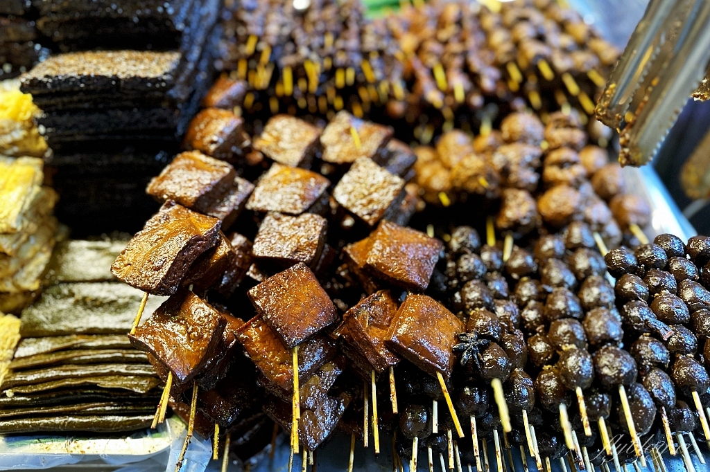 台中南屯｜大肥鴨東山鴨頭．Google 4.8顆星總站夜市美食，各大夜市人氣東山鴨頭 @飛天璇的口袋