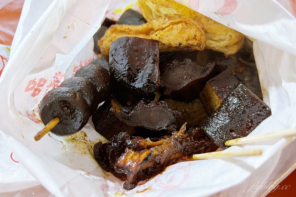 台中南屯｜大肥鴨東山鴨頭．Google 4.8顆星總站夜市美食，各大夜市人氣東山鴨頭 @飛天璇的口袋