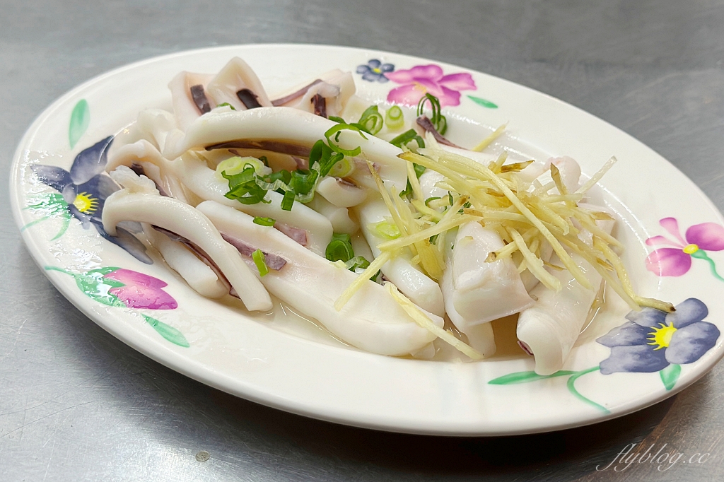 桃園中壢｜高雄海產粥｜中壢夜市旁的宵夜場美食，海產粥、雞滷飯和臭豆腐都吃的到 @飛天璇的口袋